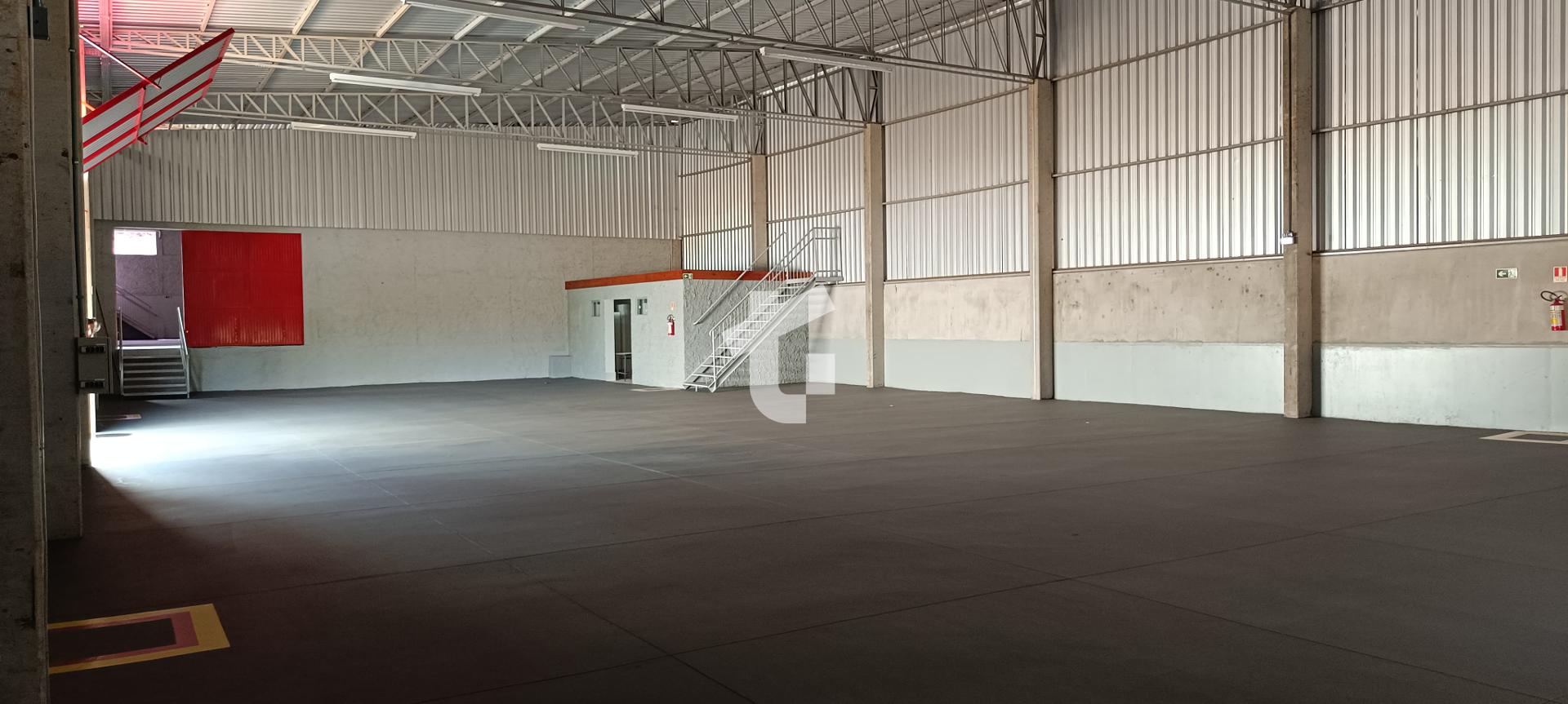 BARRACÃO COMERCIAL PARA LOCAÇÃO NO BAIRRO BORTOT, COMPOSTO DE ...