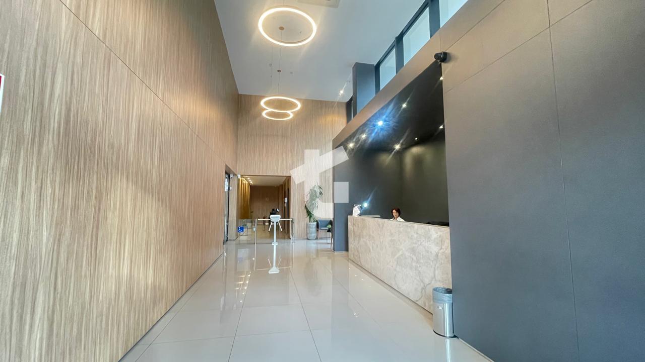 SALAS COMERCIAIS NO CENTRO EMPRESARIAL GENÉSIO DE OLIVEIRA À V...