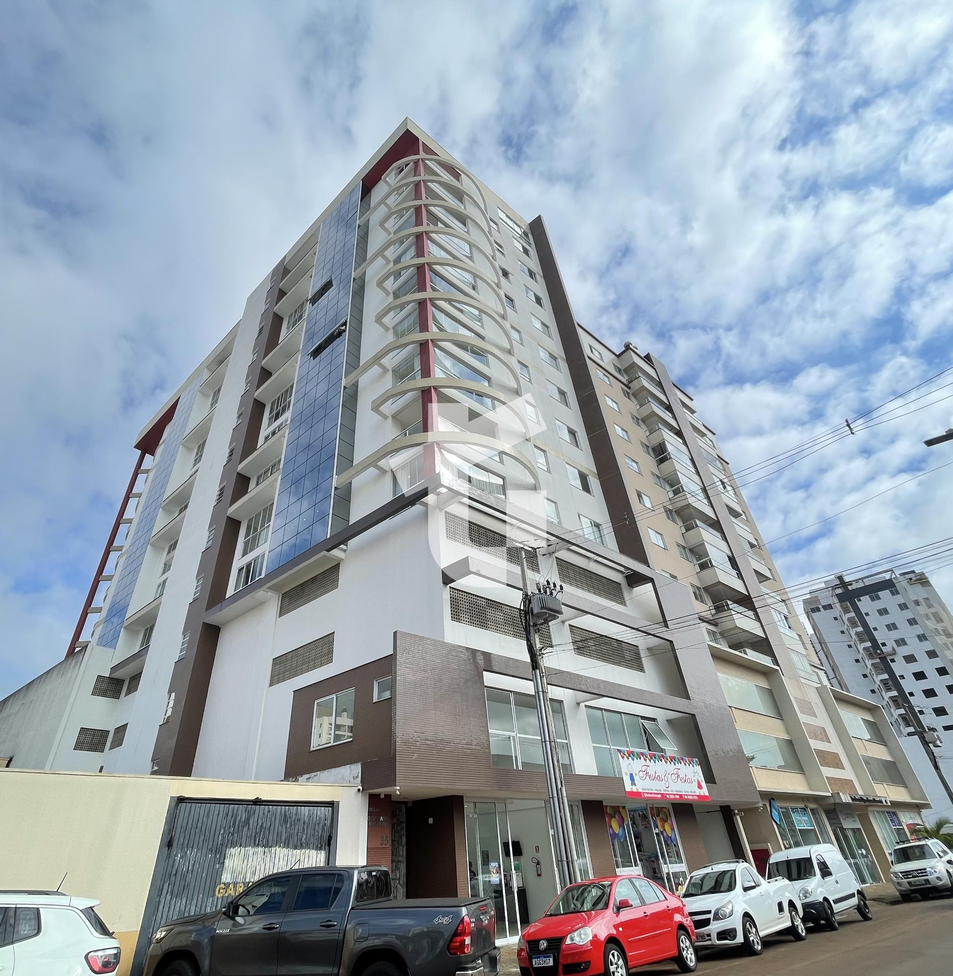 APARTAMENTO DE ALTO PADRÃO À VENDA NO EDIFÍCIO OCTAVIANO MARCA...