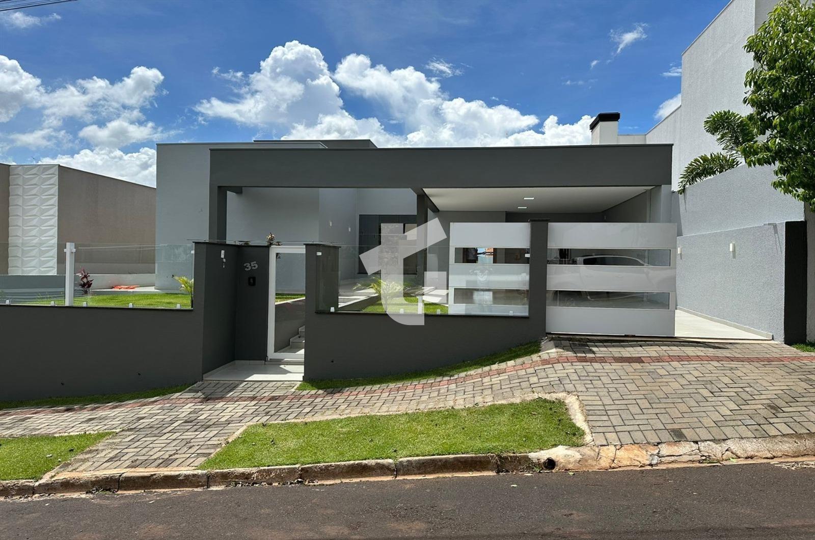 BELÍSSIMA CASA À VENDA NO PARQUE DO SOM, 1 SUÍTE E 2 QUARTOS -...