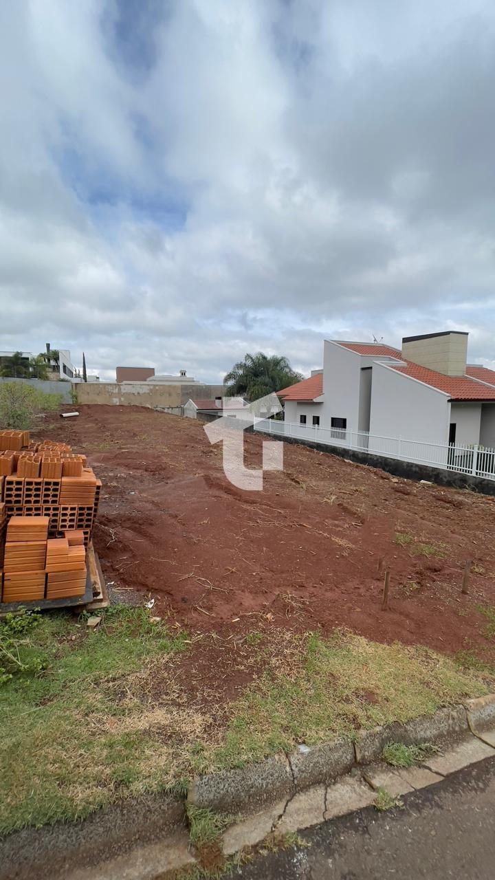 TERRENO À VENDA NA RUA PIONEIRO ALBERTO BRAUN, LA SALLE, EM PA...
