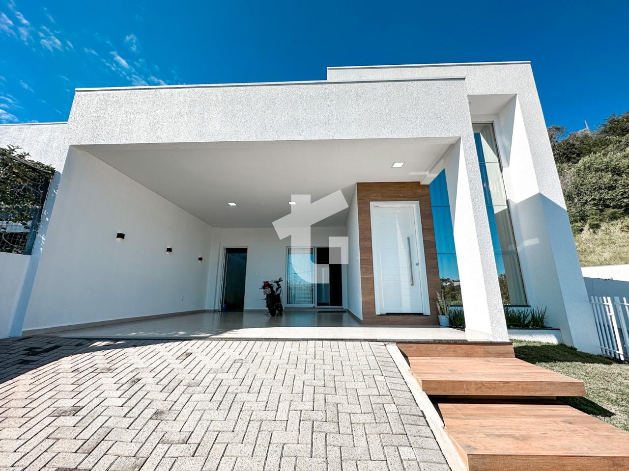 DUAS CASAS À VENDA EM UM ÚNICO TERRENO - BAIRRO INDUSTRIAL II,...