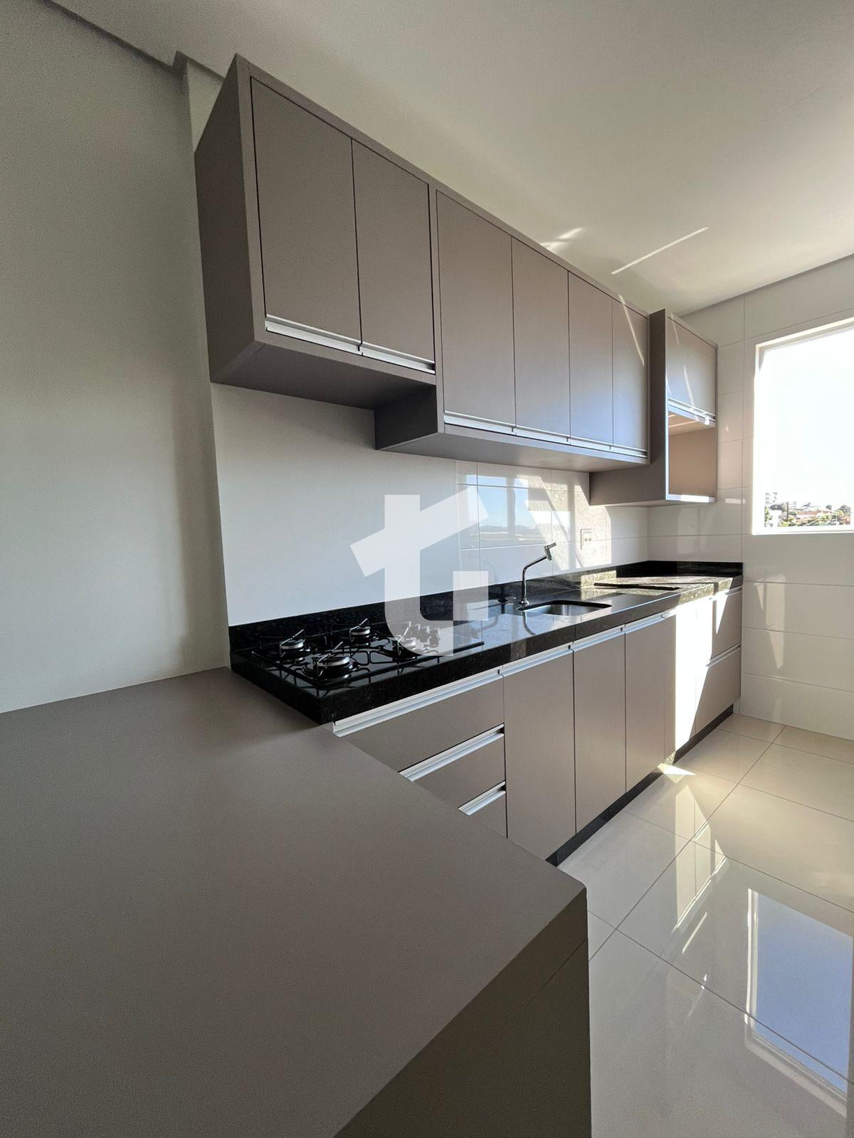 APARTAMENTO PARA LOCAÇÃO NO EDIFÍCIO MONTE EFRAIM -  BAIRRO CE...