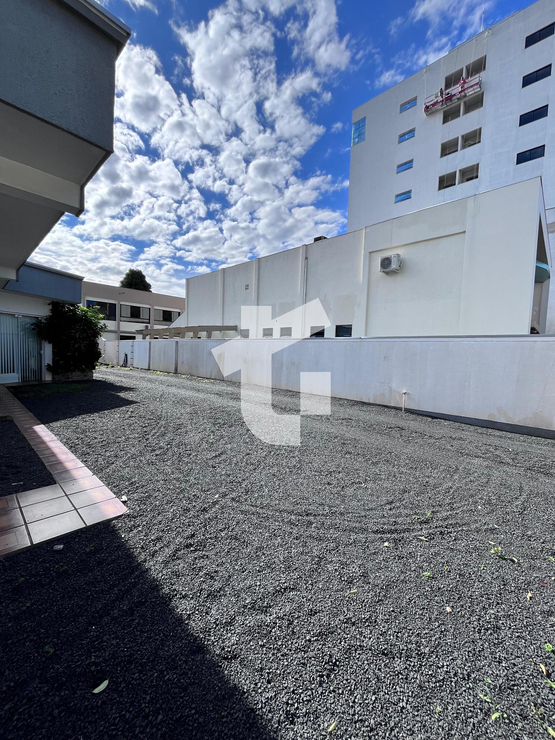 CASA COMERCIAL PARA LOCAÇÃO NO CENTRO DE PATO BRANCO - PR