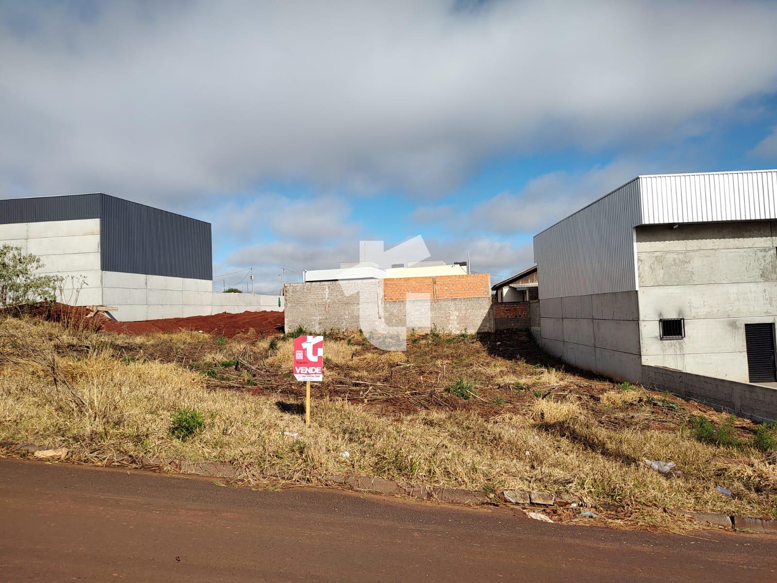 EXCELENTE TERRENO À VENDA. SÃO 386M  NO BAIRRO MORUMBI - PATO ...
