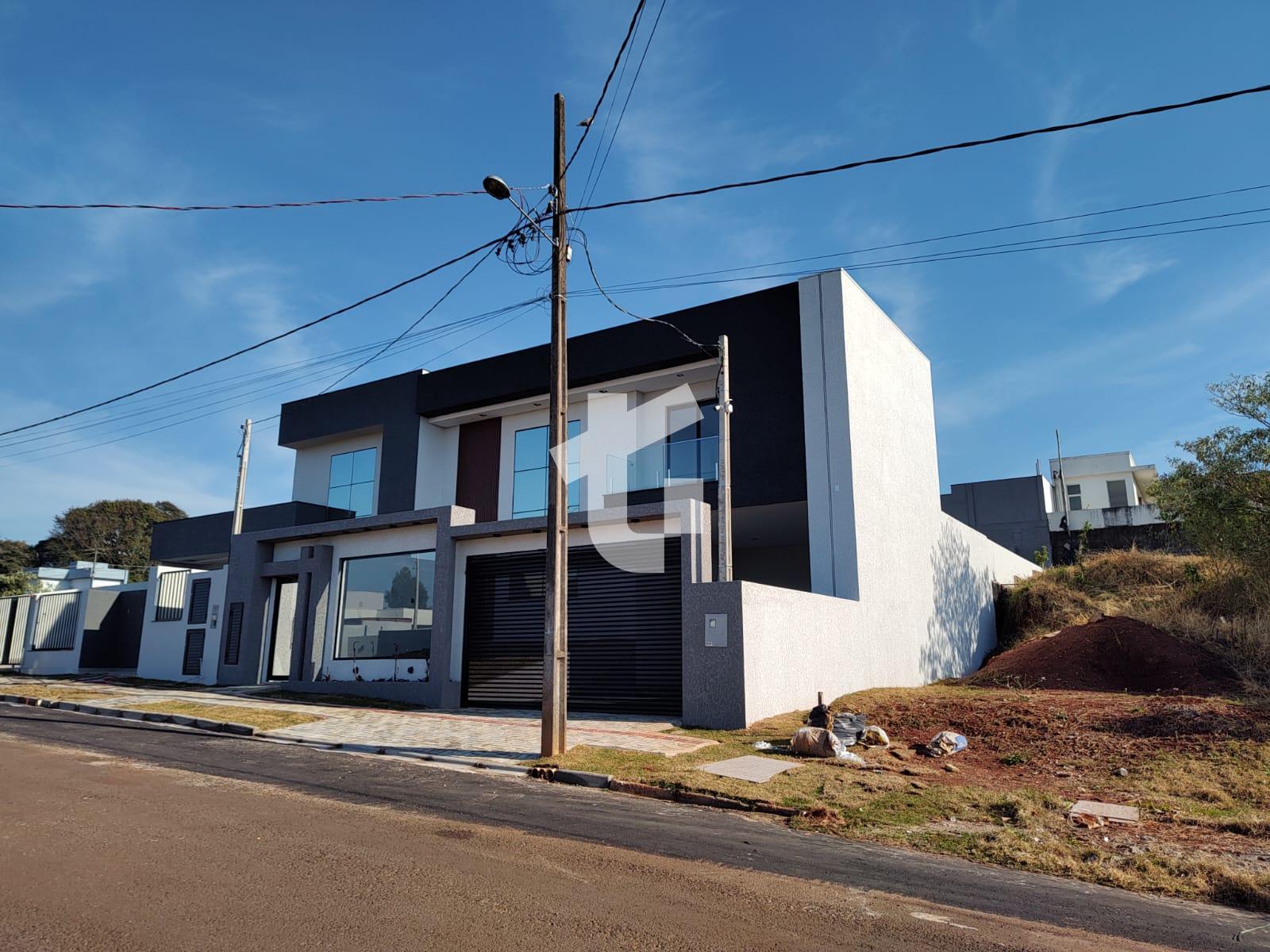 BELÍSSIMA CASA NOVA À VENDA NO BAIRRO MENINO DEUS  - PATO BRAN...