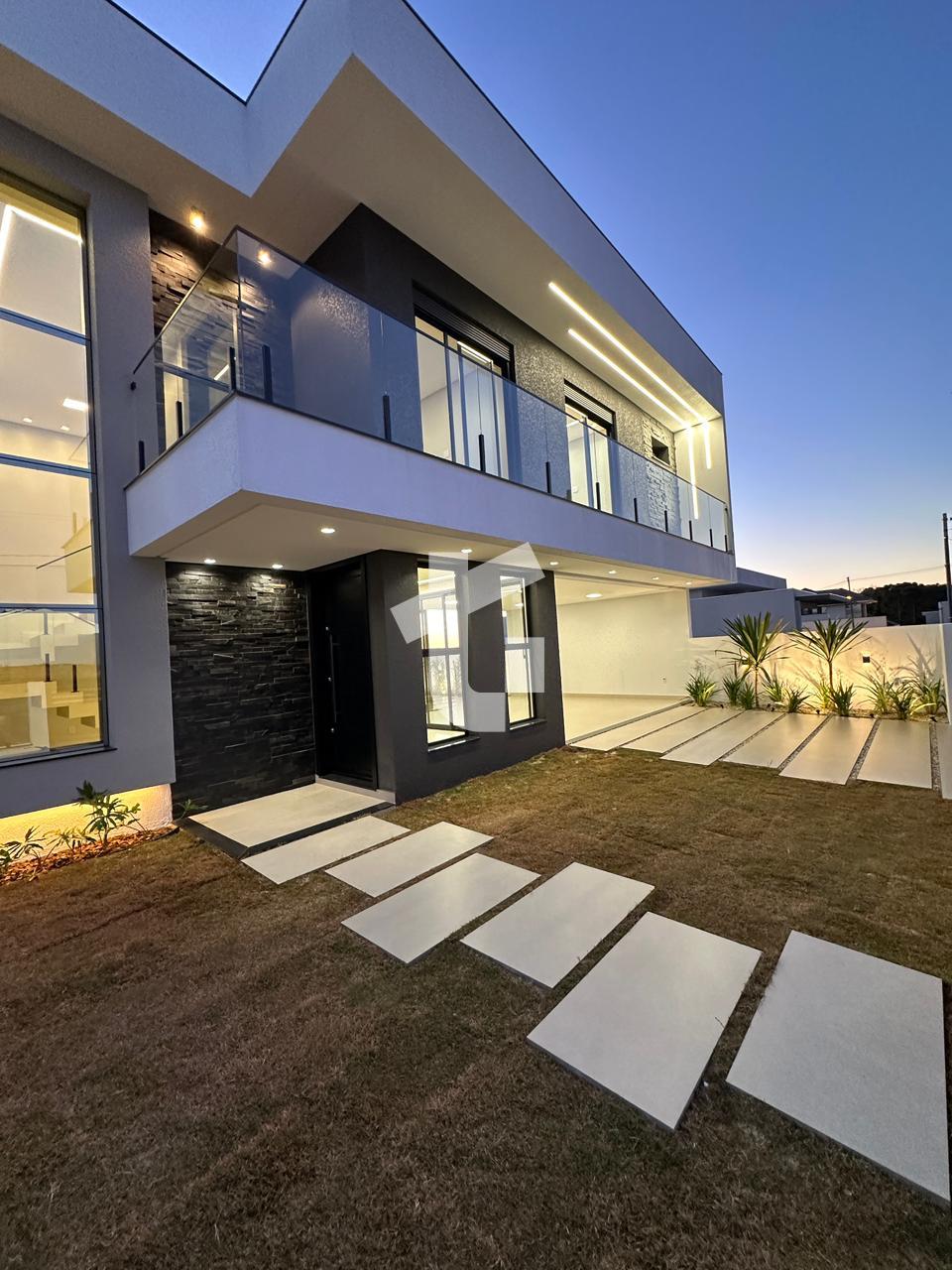 CASA DE ALTO PADRÃO À VENDA - BAIRRO SÃO LUIZ - PATO BRANCO PR.