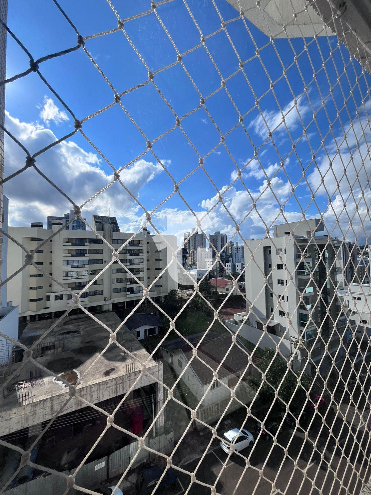 APARTAMENTO SEMIMOBILIADO PARA LOCAÇÃO NO ED. MONTE ARARATE EM...