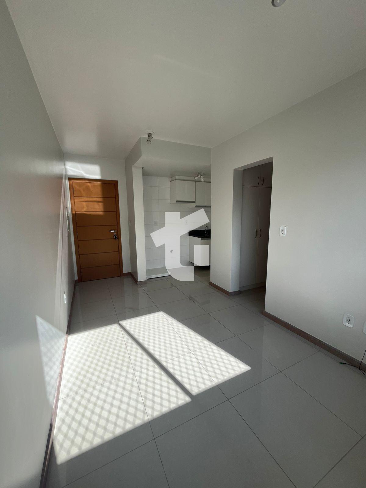 APARTAMENTO SEMIMOBILIADO PARA LOCAÇÃO NO ED. MONTE ARARATE EM...