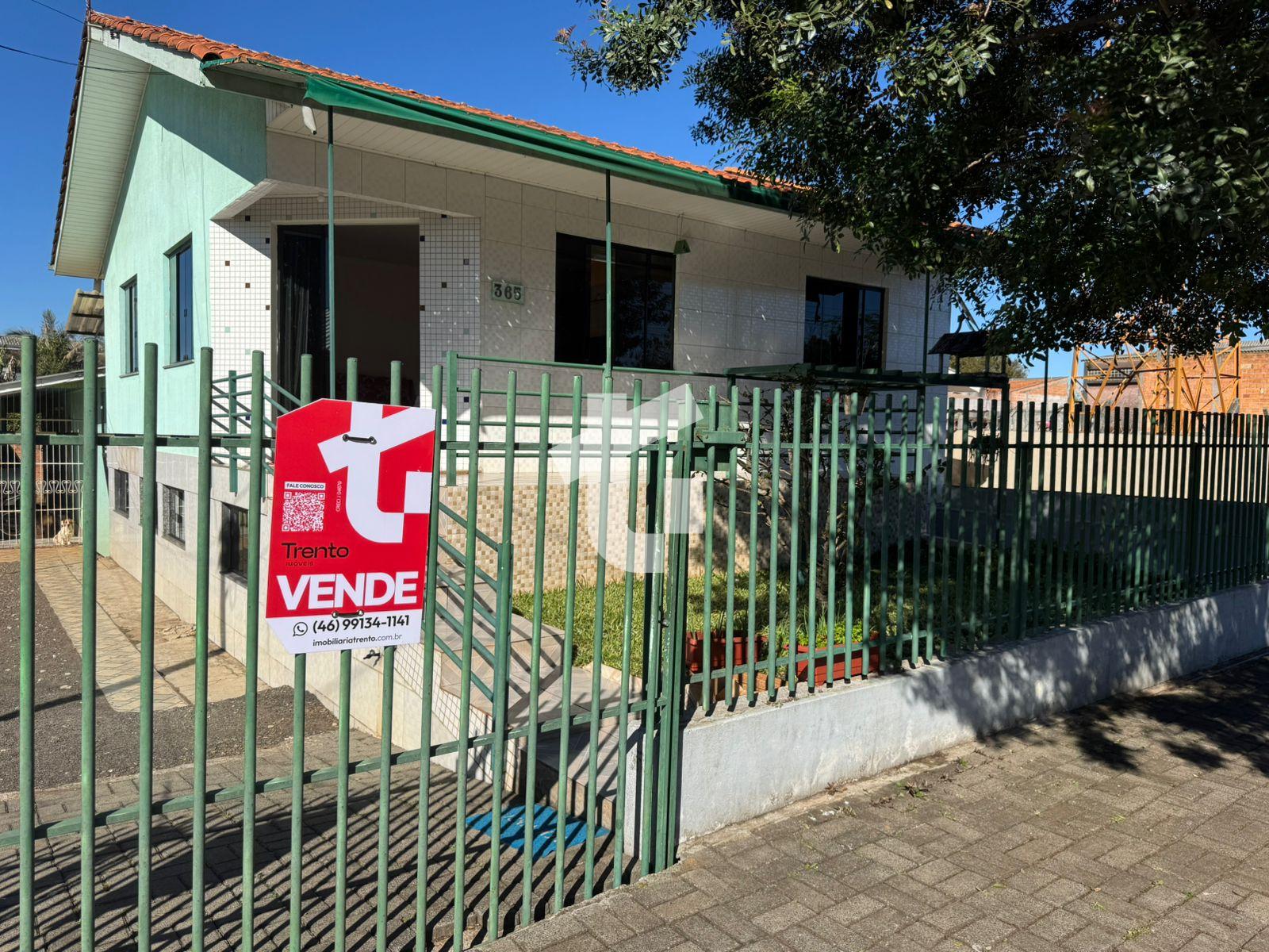 02 CASAS À VENDA COM TERRENO AMPLO  - BAIRRO ALVORADA - PATO B...