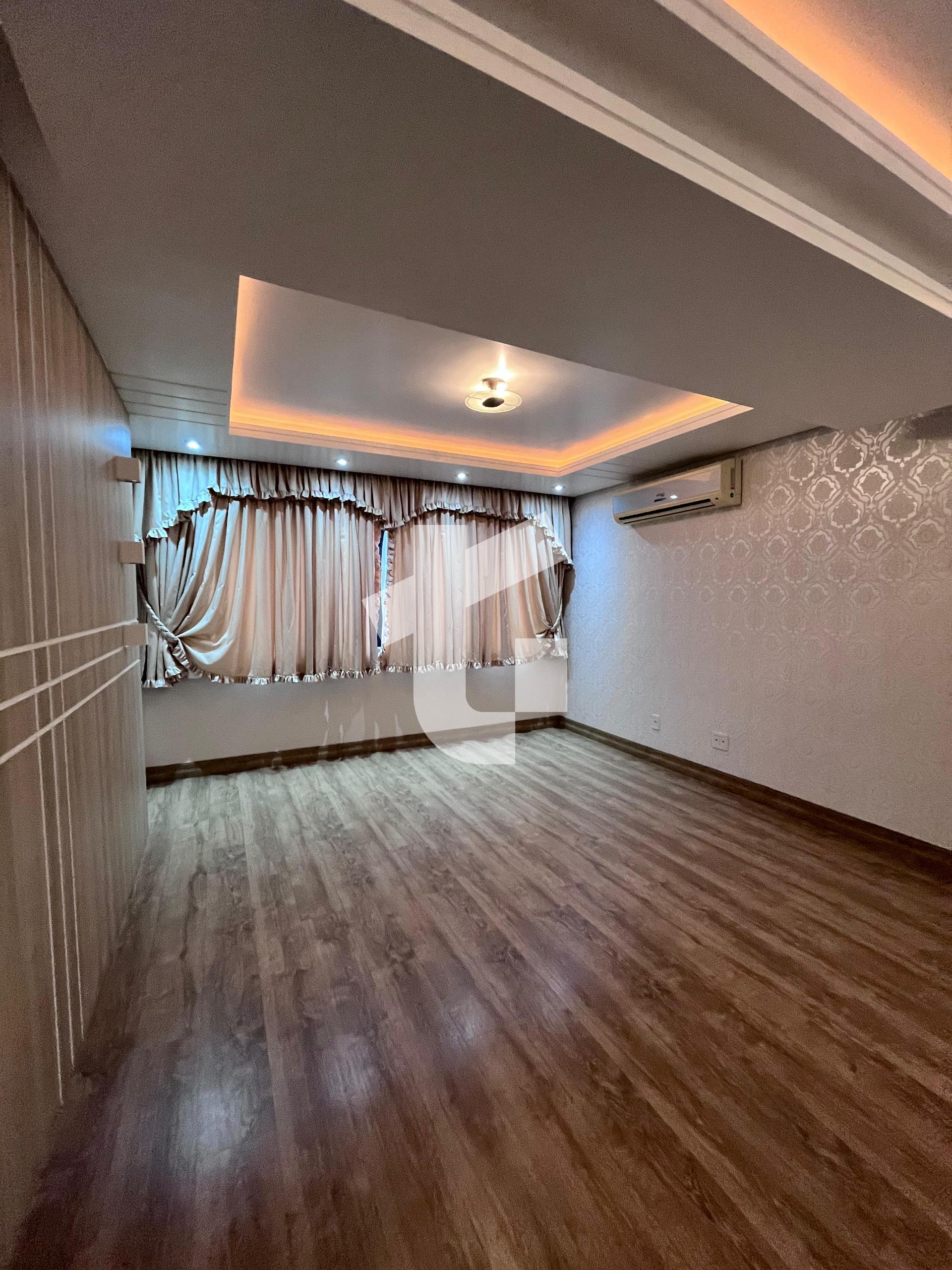 Apartamento Triplex semimobiliado para LOCAÇÃO, CENTRO, PATO B...