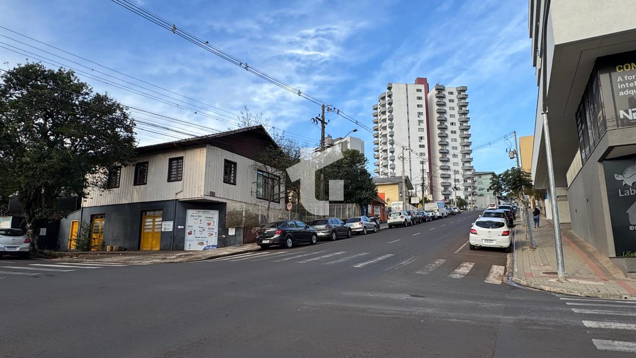 TERRENO DE ESQUINA À VENDA NA AIMORÉ, ESQUINA  ARARIBÓIA, CENT...