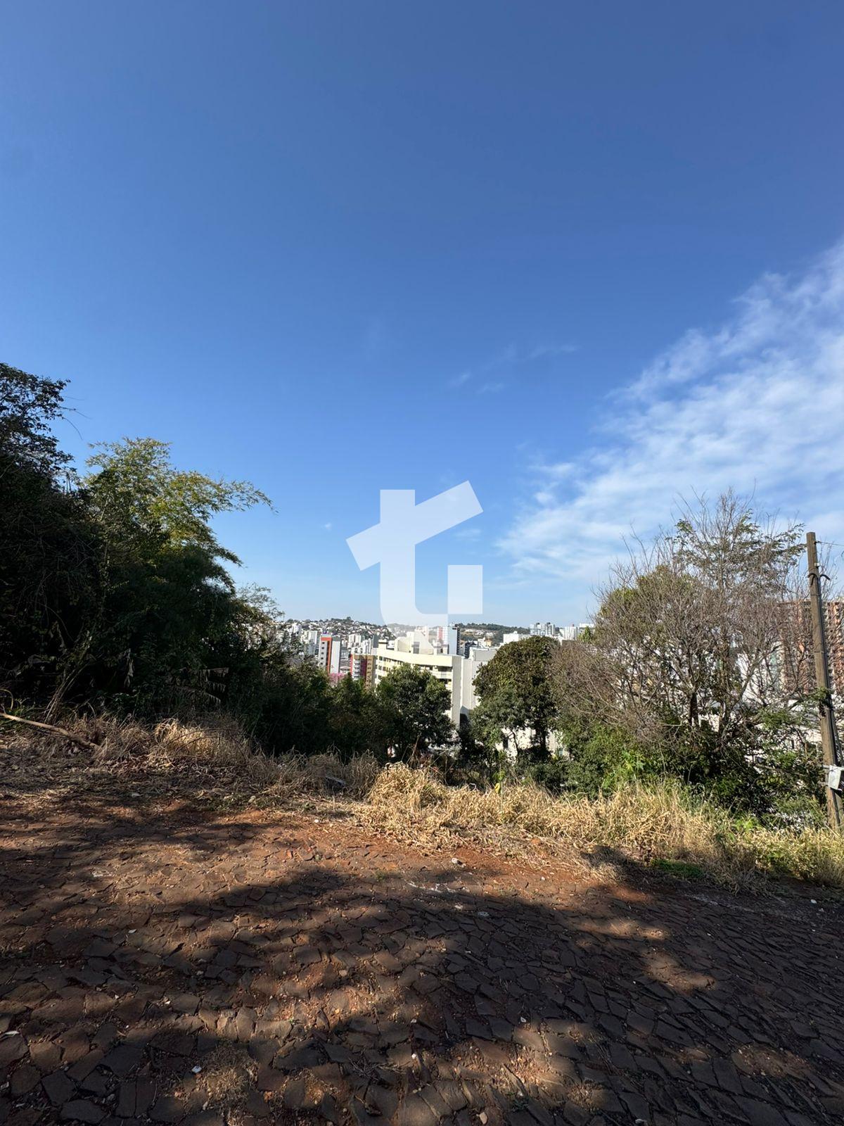 EXCELENTE TERRENO À VENDA. SÃO 394,50M  NO CENTRO - PATO BRANC...