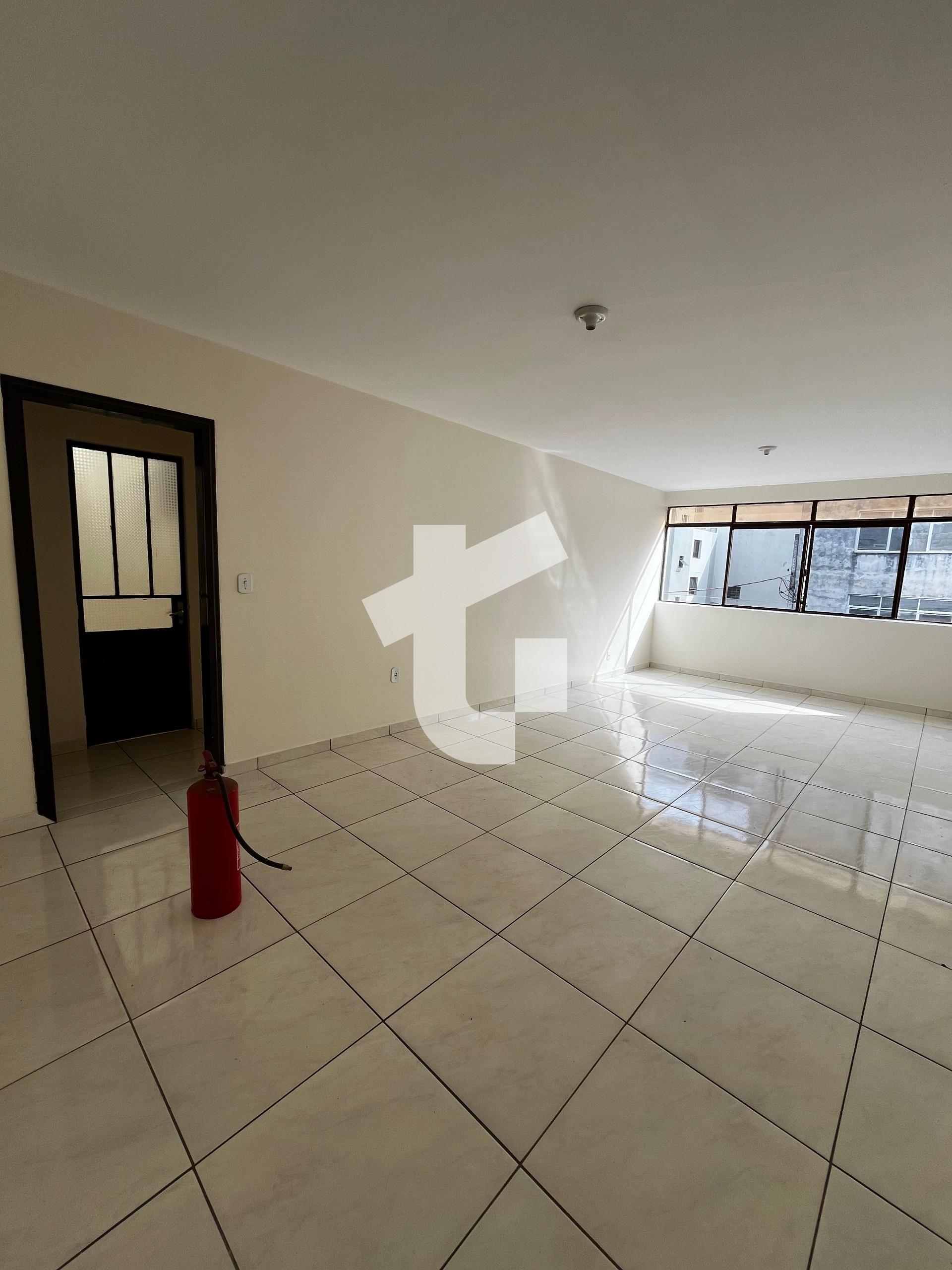 APARTAMENTO GRANDE PARA LOCAÇÃO NO CENTRO DE PATO BRANCO - PR