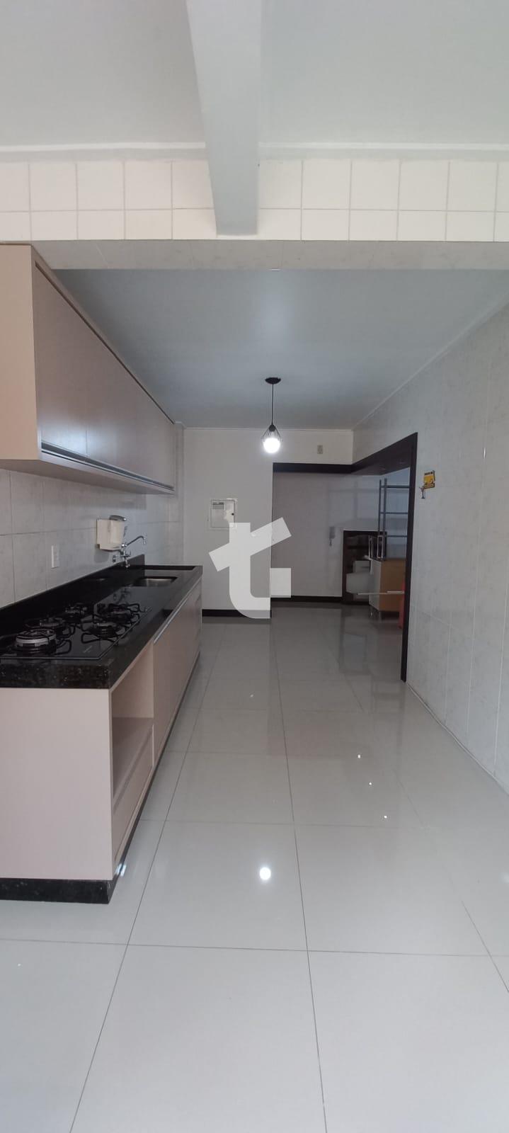 APARTAMENTO NO EDIFICIO IMPERATRIZ, NA AVENIDA TUPI, N  1997, CENTRO