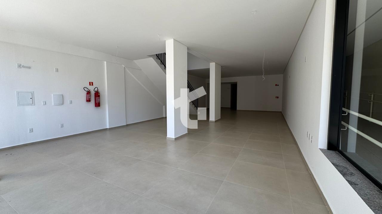 SALA COMERCIAL TÉRREA PARA LOCAÇÃO NA RUA JACIRETÃ, CENTRO, PA...