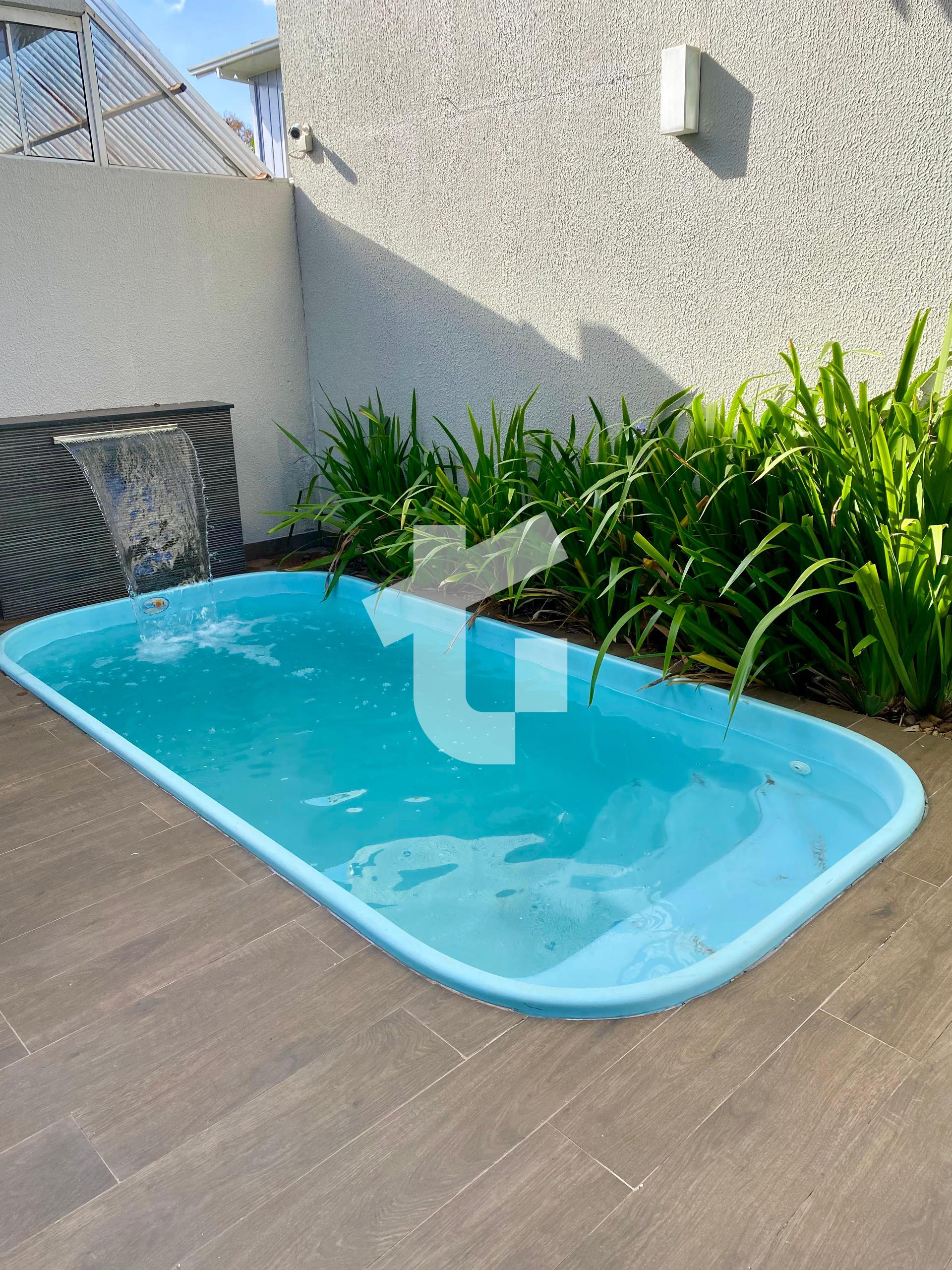 EXCELENTE CASA SEMIMOBILIADA  VENDA - BAIRRO - LA SALLE, PATO BRANCO - PR