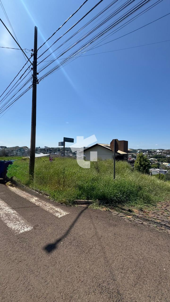 TERRENO DE ESQUINA À VENDA NO BAIRRO AMADORI - PATO BRANCO-PR.