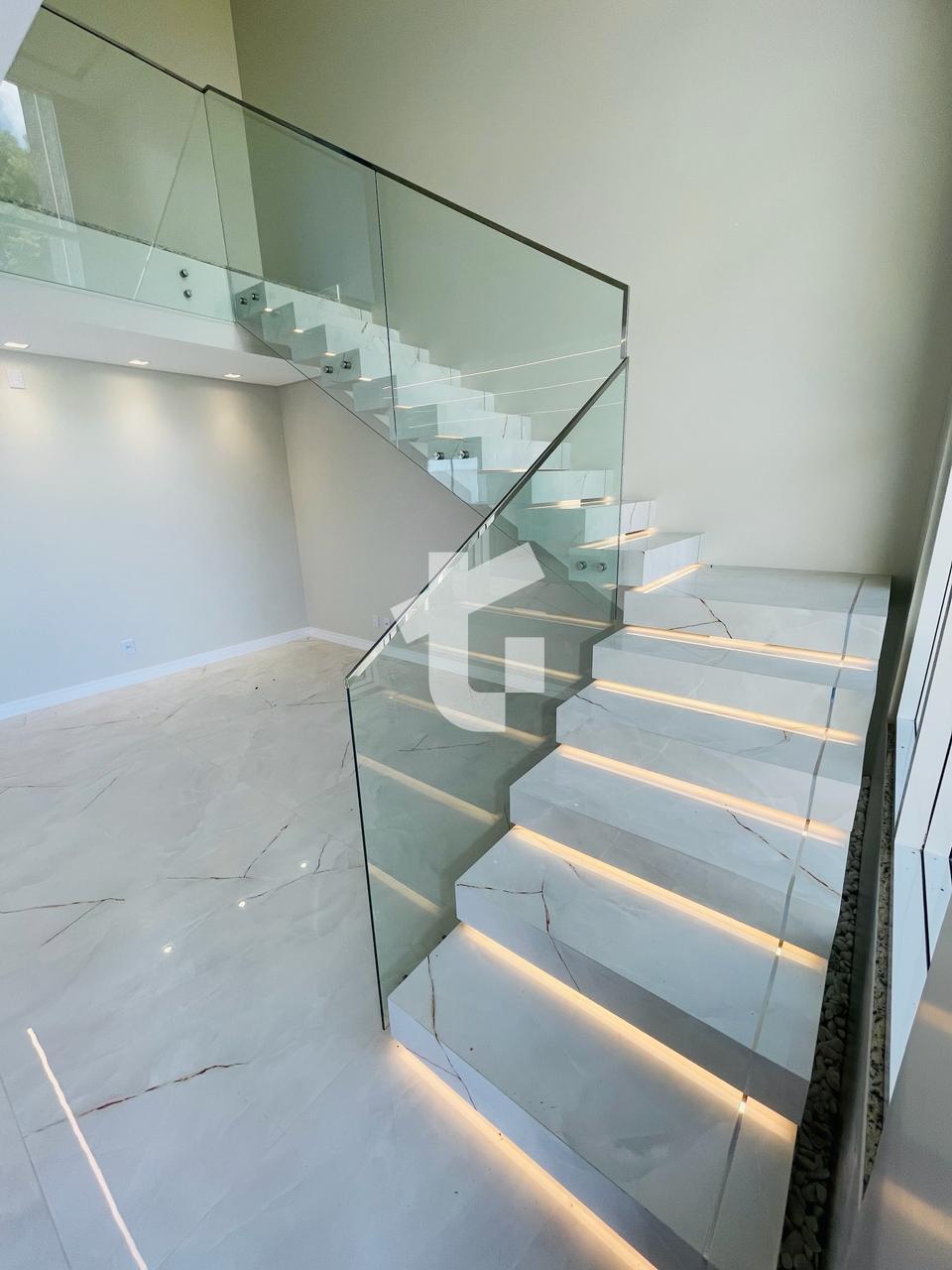 SOBRADO NOVO E DE ALTO PADRO  VENDA NO BAIRRO, SO LUIZ, PATO BRANCO - PR