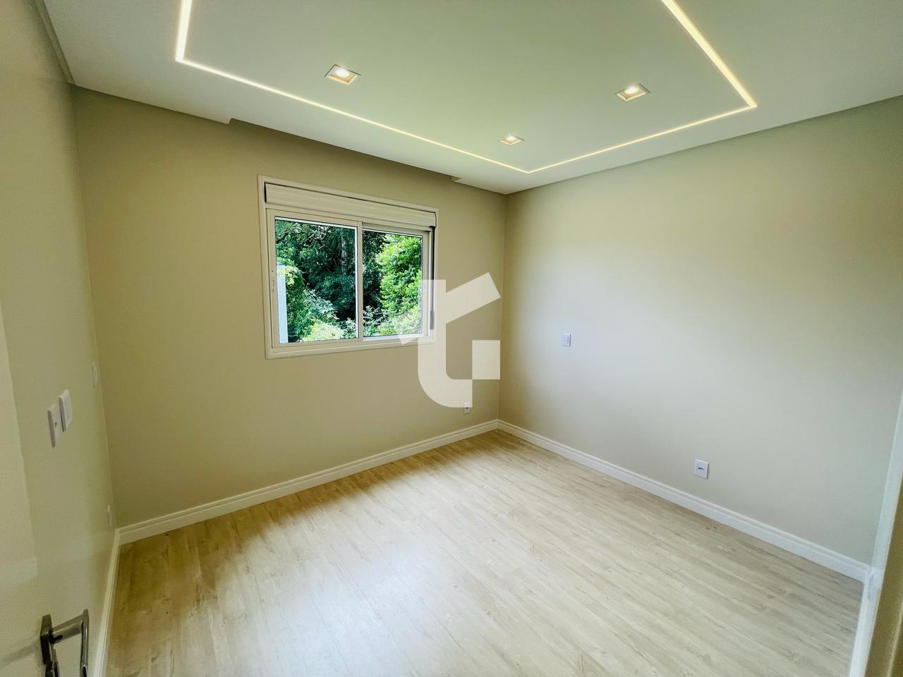 SOBRADO NOVO E DE ALTO PADRO  VENDA NO BAIRRO, SO LUIZ, PATO BRANCO - PR