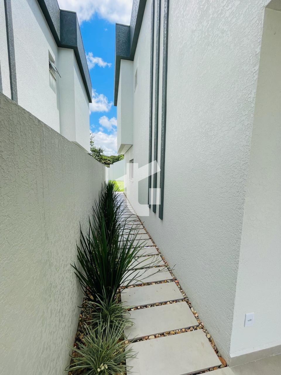 SOBRADO NOVO E DE ALTO PADRO  VENDA NO BAIRRO, SO LUIZ, PATO BRANCO - PR