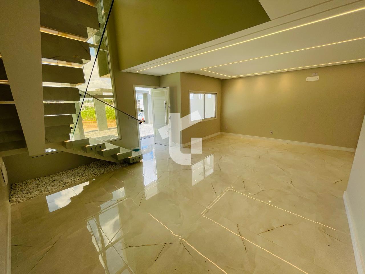 SOBRADO NOVO E DE ALTO PADRO  VENDA NO BAIRRO, SO LUIZ, PATO BRANCO - PR