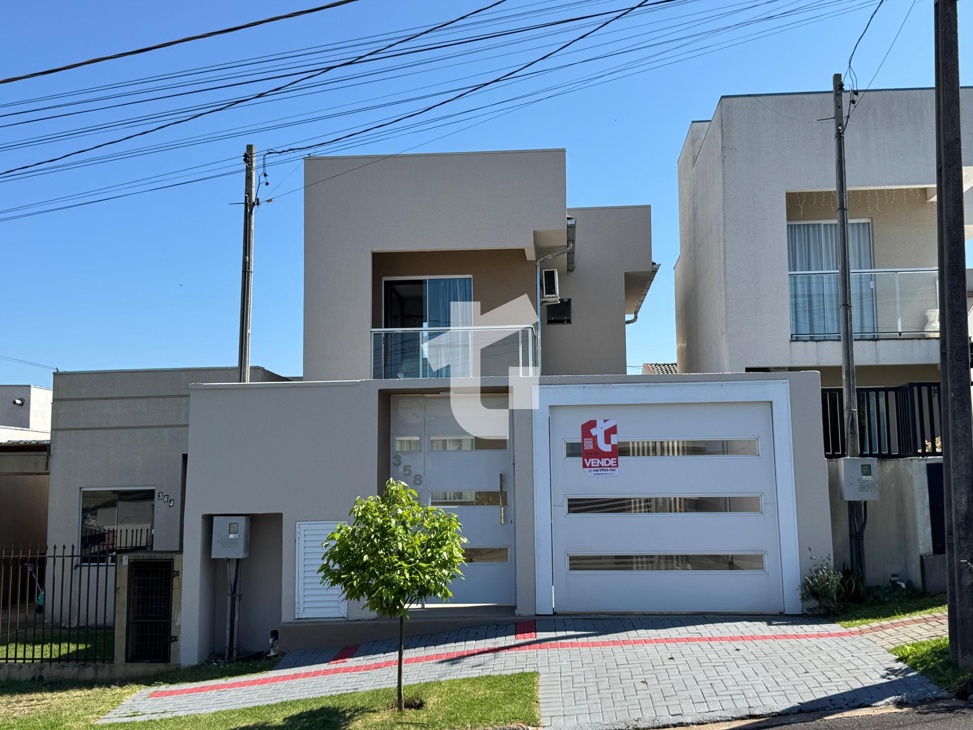 SOBRADO À VENDA, COM 2 QUARTOS NO BAIRRO FRARON, PATO BRANCO - PR