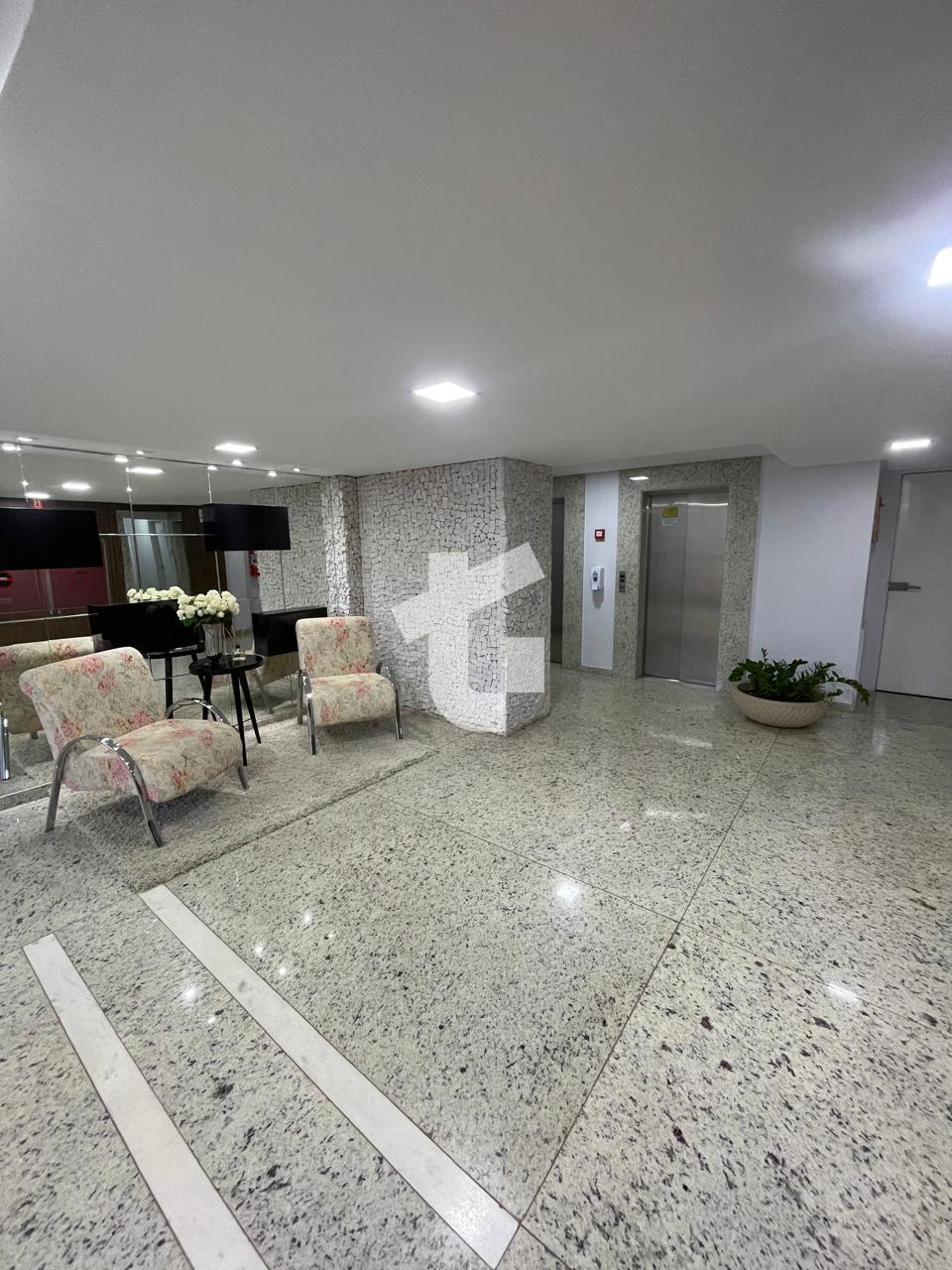 APARTAMENTO À VENDA COM 01 QUARTO NO MONTE CARMELO - CENTRO - ...