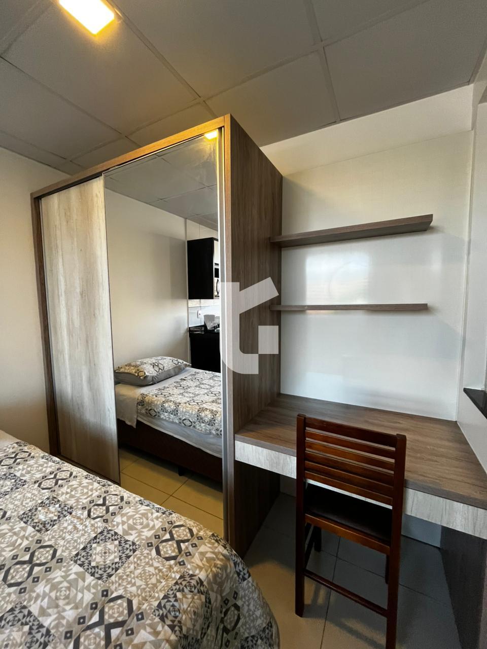 QUITINETE PARA ESTUDANTES MOBILIADA PARA 01 PESSOA