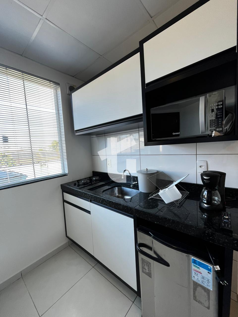 QUITINETE PARA ESTUDANTES MOBILIADA PARA 01 PESSOA