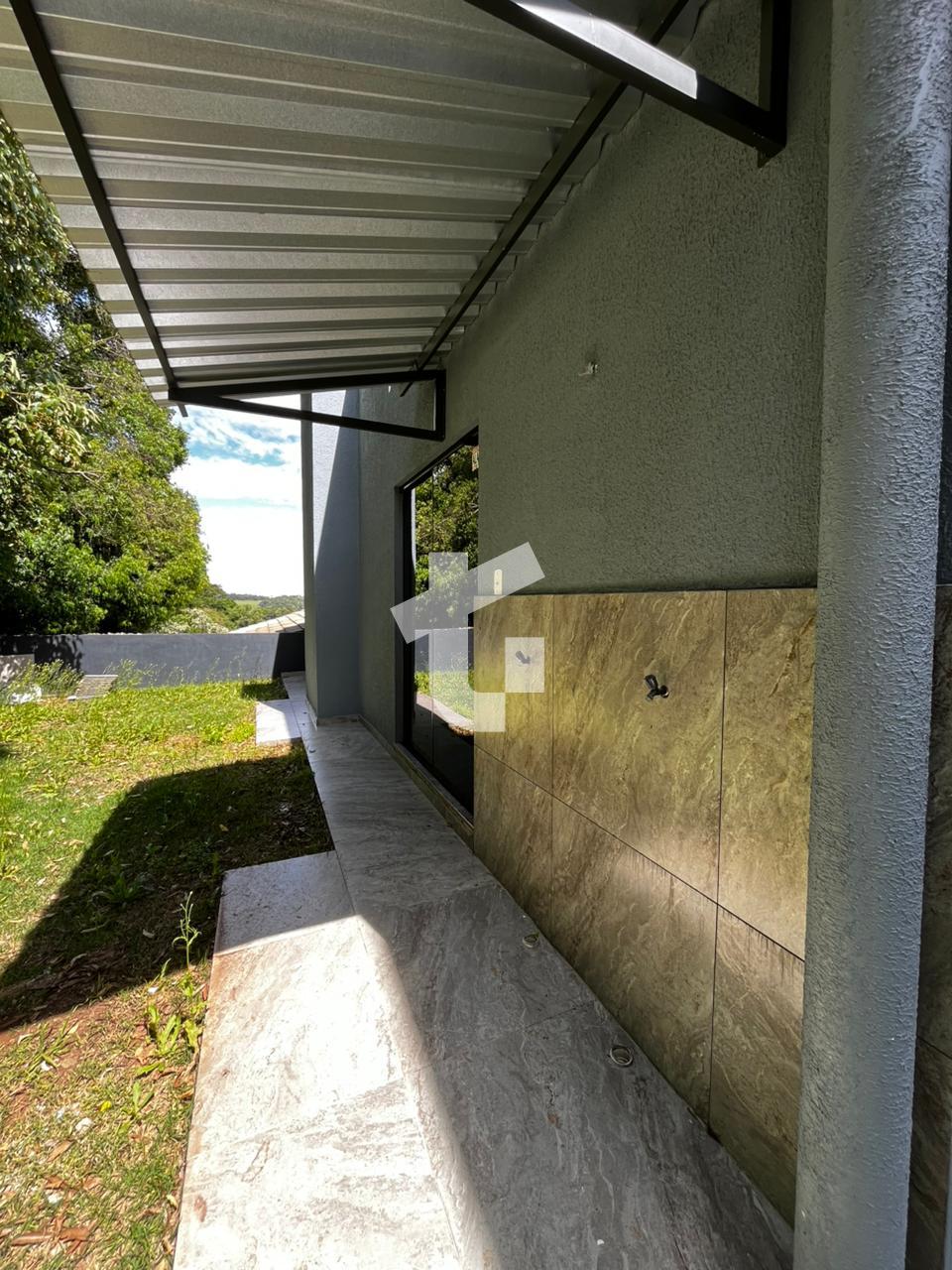 EXCELENTE CASA TRREA PARA LOCAO NO BAIRRO FRARON, PATO BRANCO - PR