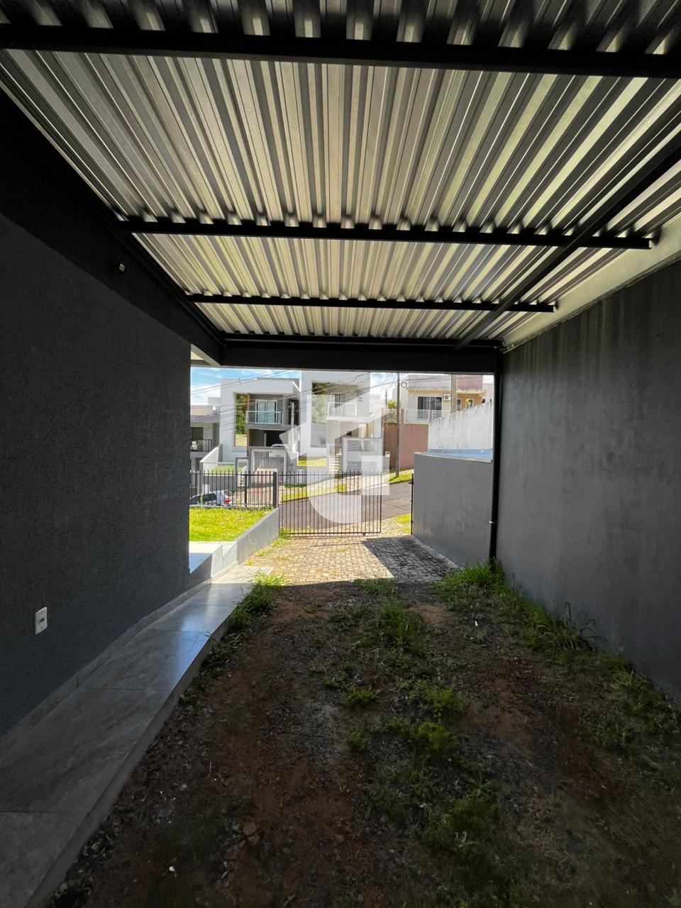 EXCELENTE CASA TRREA PARA LOCAO NO BAIRRO FRARON, PATO BRANCO - PR