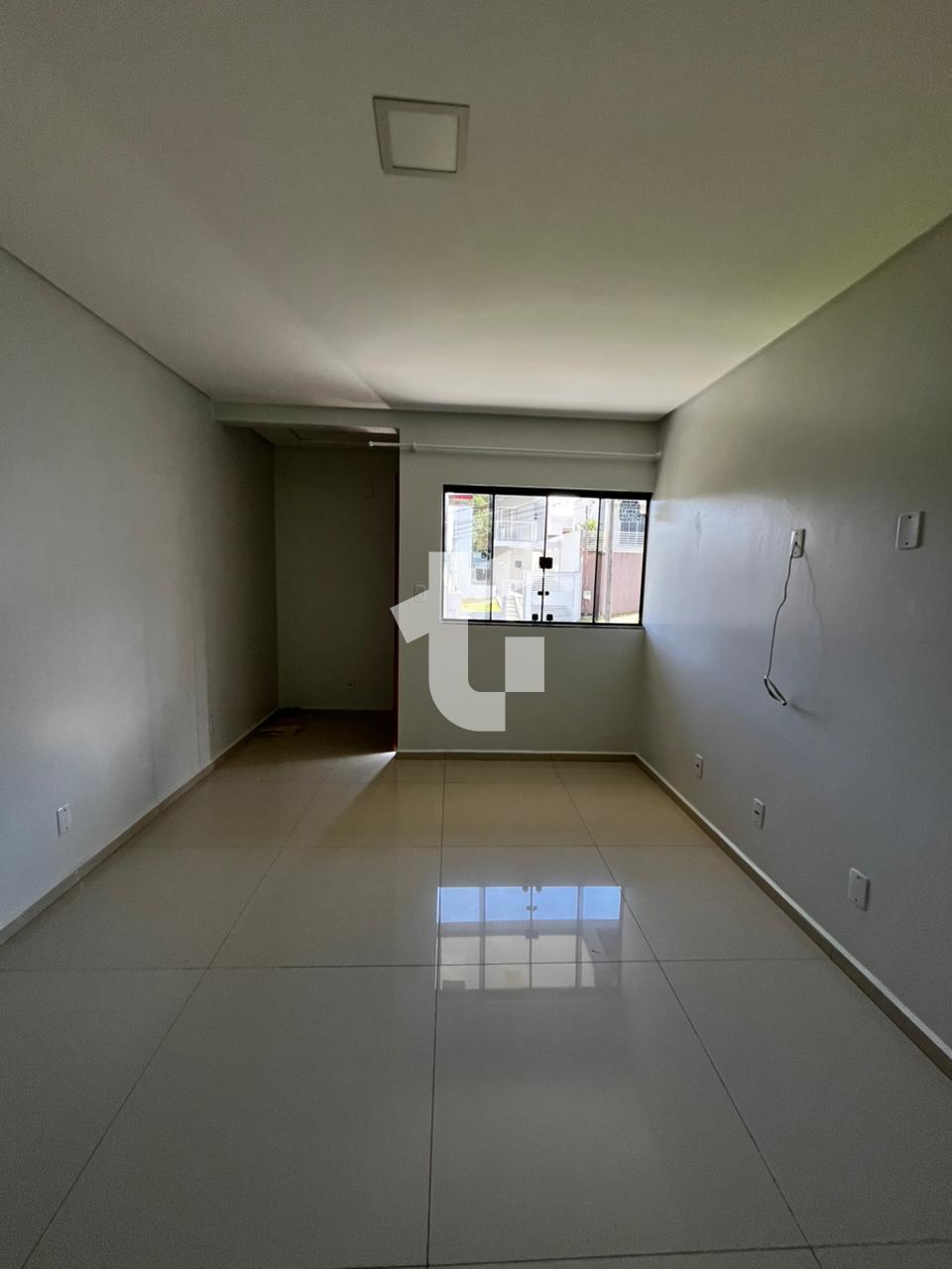 EXCELENTE CASA TÉRREA PARA LOCAÇÃO NO BAIRRO FRARON, PATO BRAN...