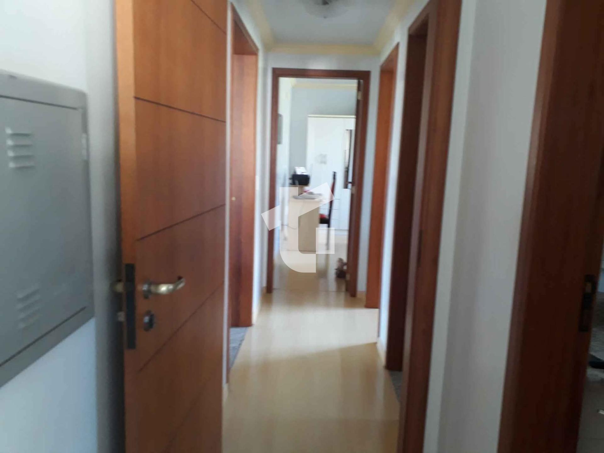 CASA VENDA, COM 1 SUTE E 2 QUARTOS NO CENTRO, PATO BRANCO - PR