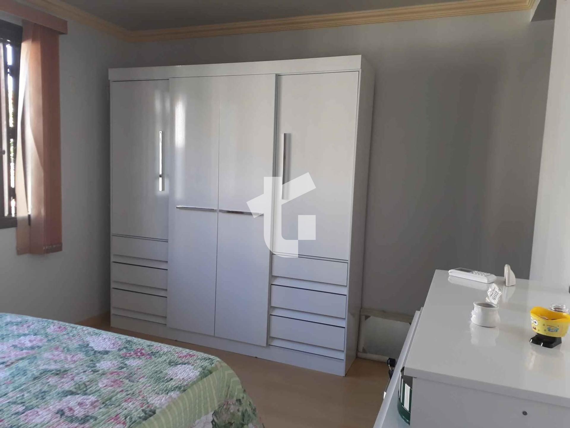 CASA VENDA, COM 1 SUTE E 2 QUARTOS NO CENTRO, PATO BRANCO - PR