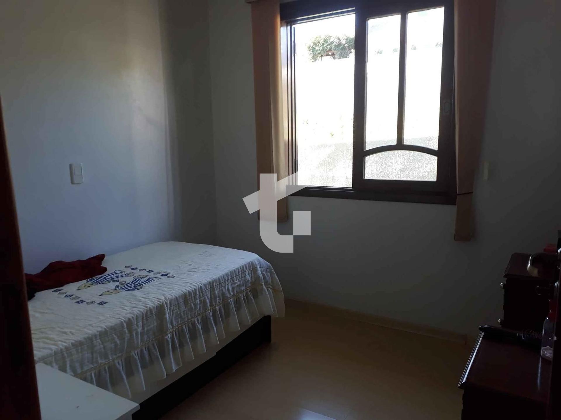 CASA VENDA, COM 1 SUTE E 2 QUARTOS NO CENTRO, PATO BRANCO - PR