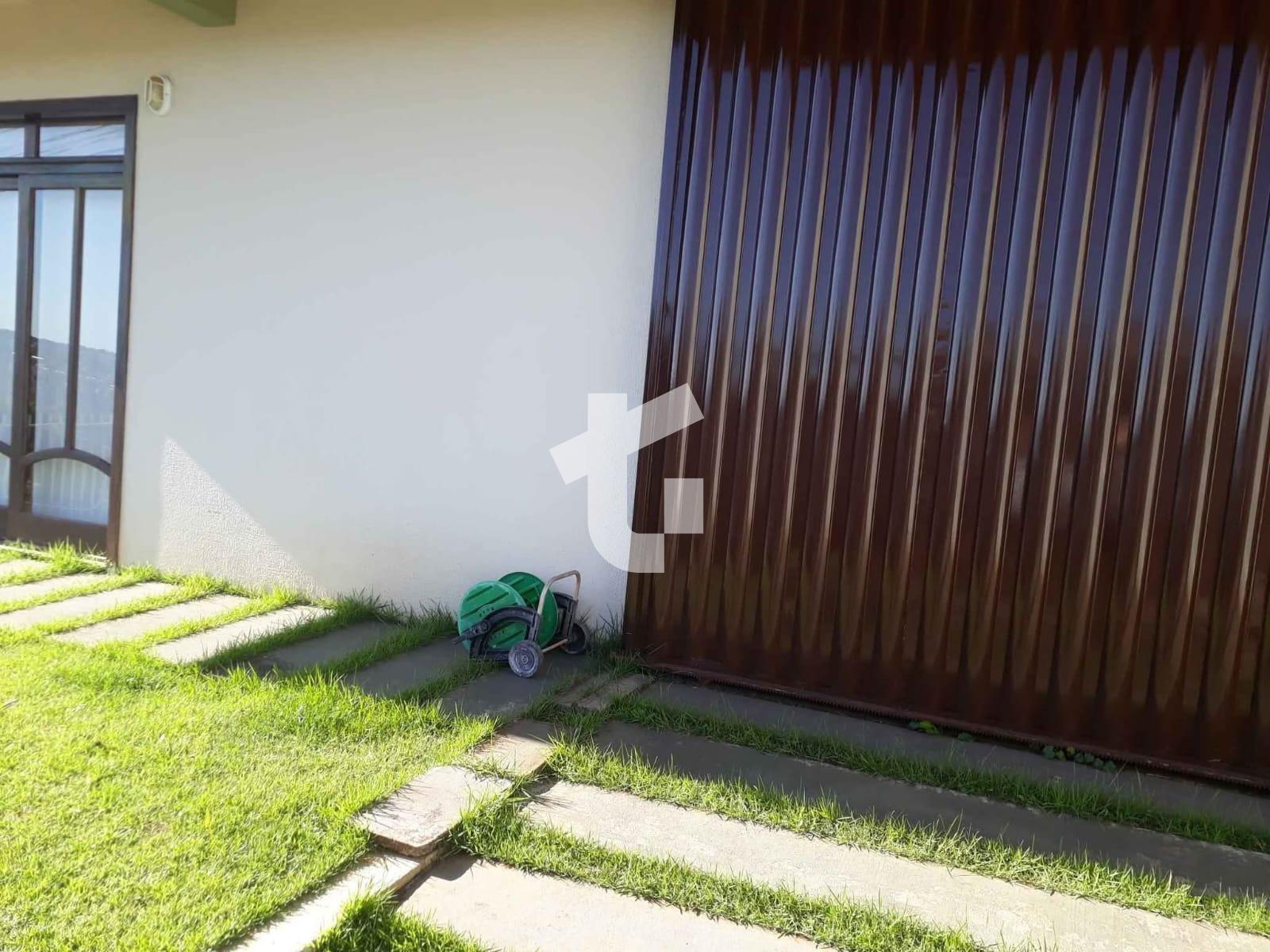 CASA VENDA, COM 1 SUTE E 2 QUARTOS NO CENTRO, PATO BRANCO - PR