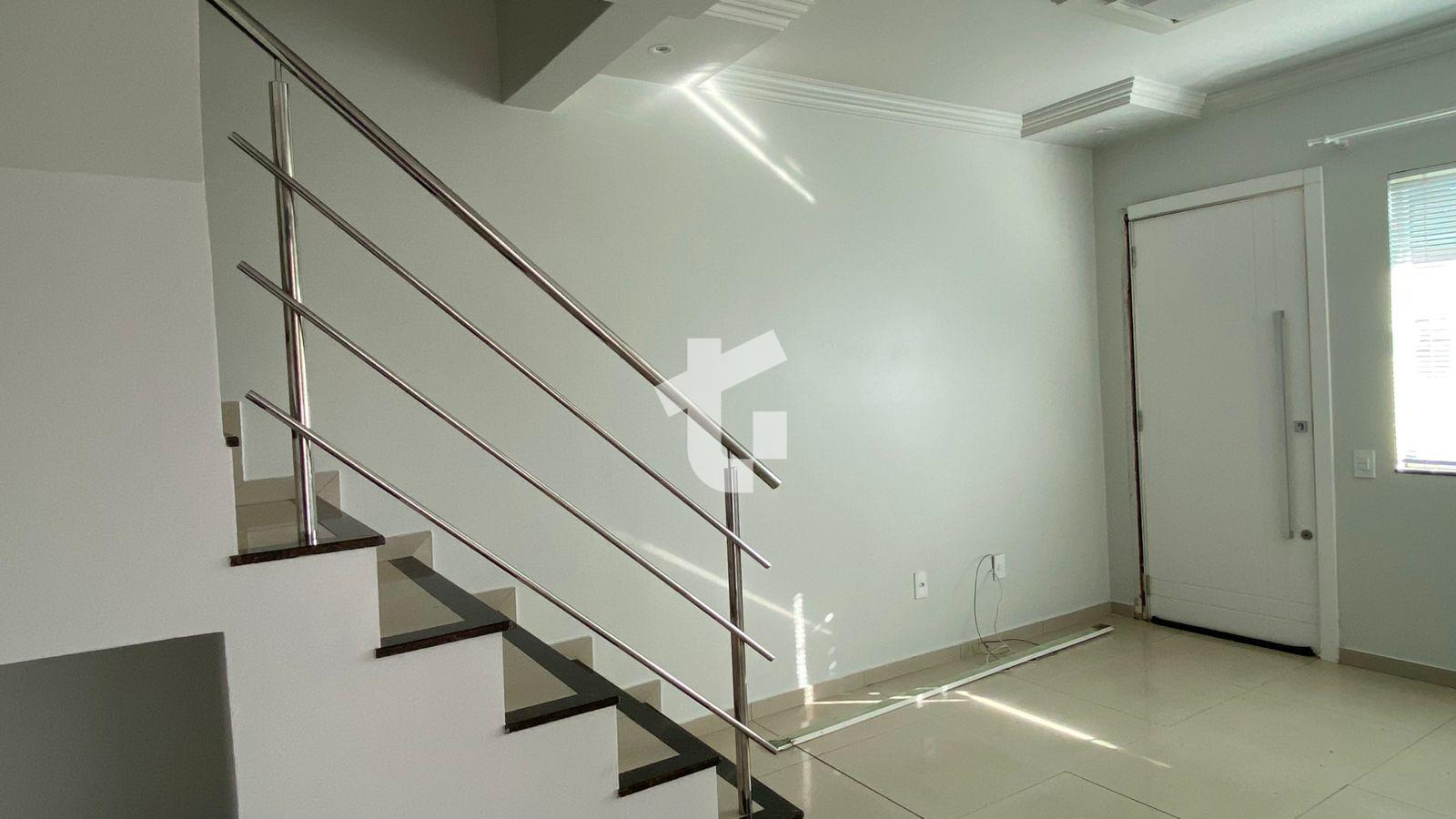 Sobrado com 3 dormitrios para locao, bairro Jardim das Amricas