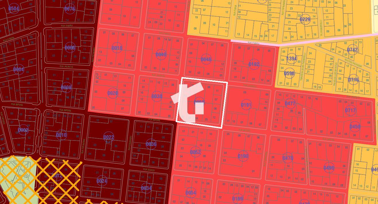 CASA A VENDA PRXIMA AO TEATRO MUNICIPAL, RUA IBIPOR,CENTRO, PATO BRANCO - PR.