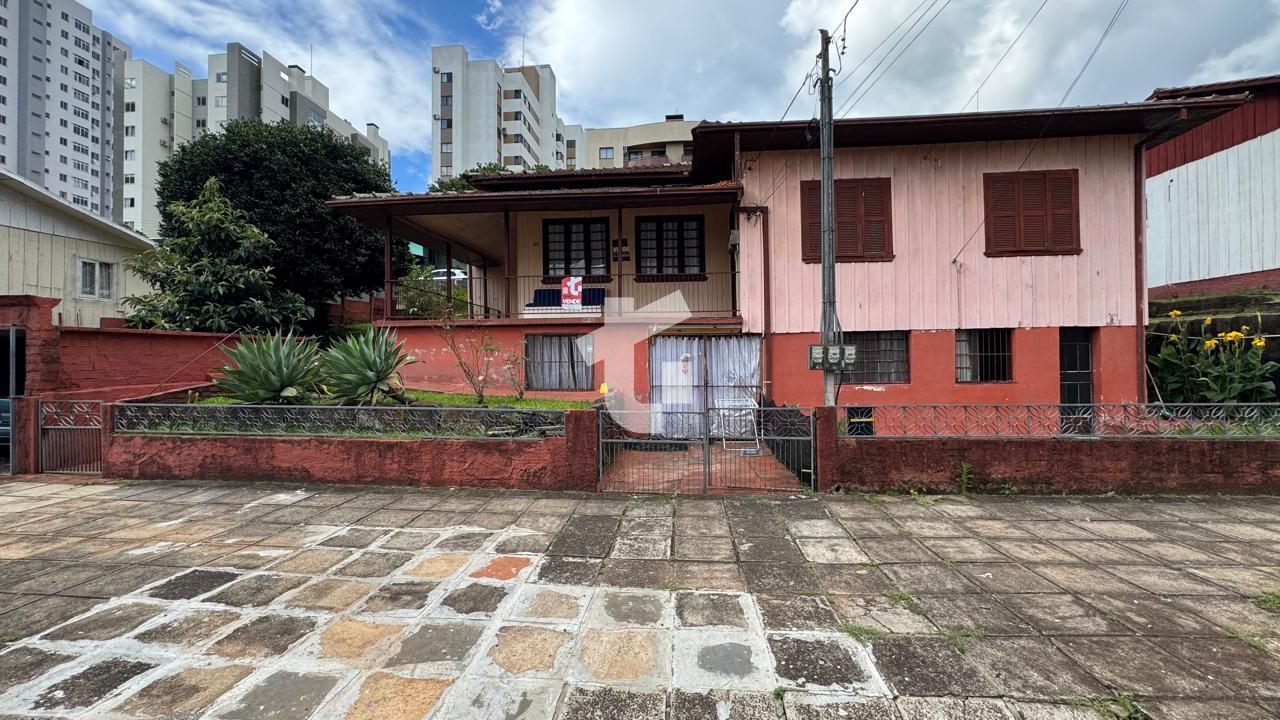 AMPLO TERRENO PLANO À VENDA NO CENTRO - PATO BRANCO - PR.