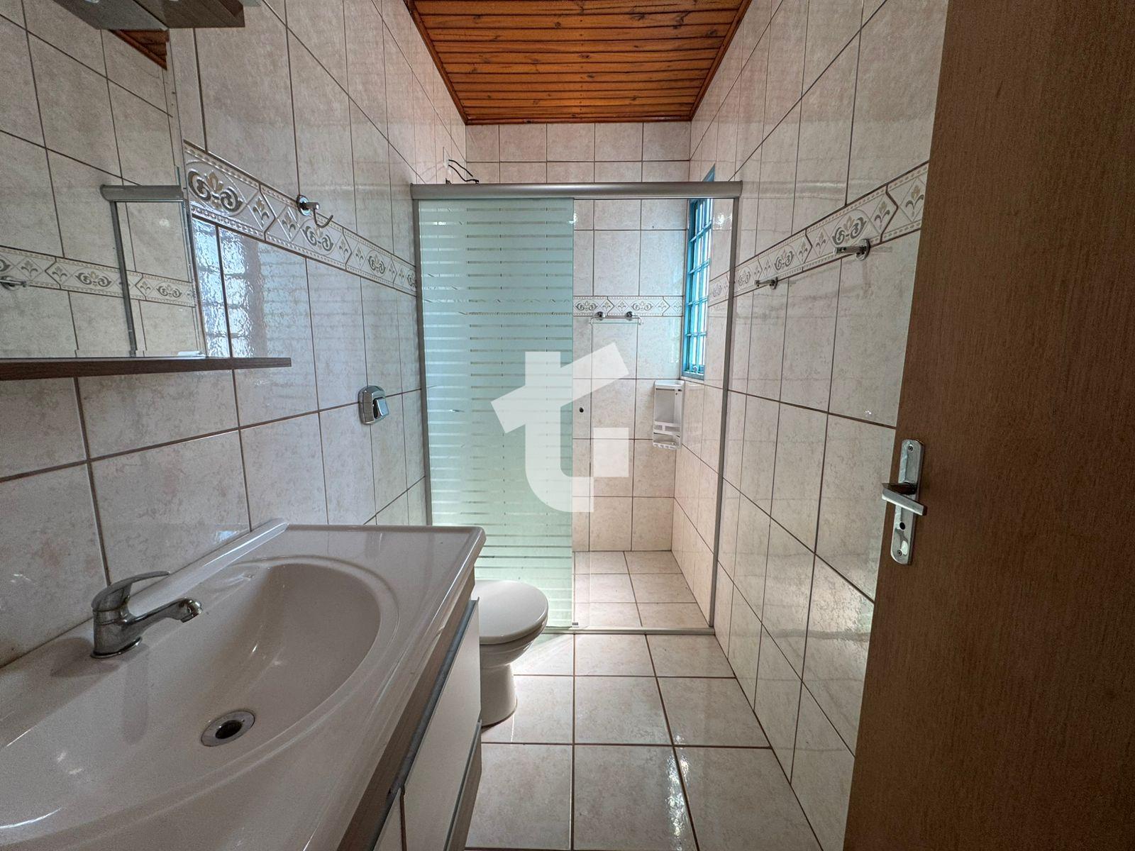 CASA TRREA VENDA, COM 3 DORMITRIOS NO BAIRRO SO VICENTE, PATO BRANCO - PR