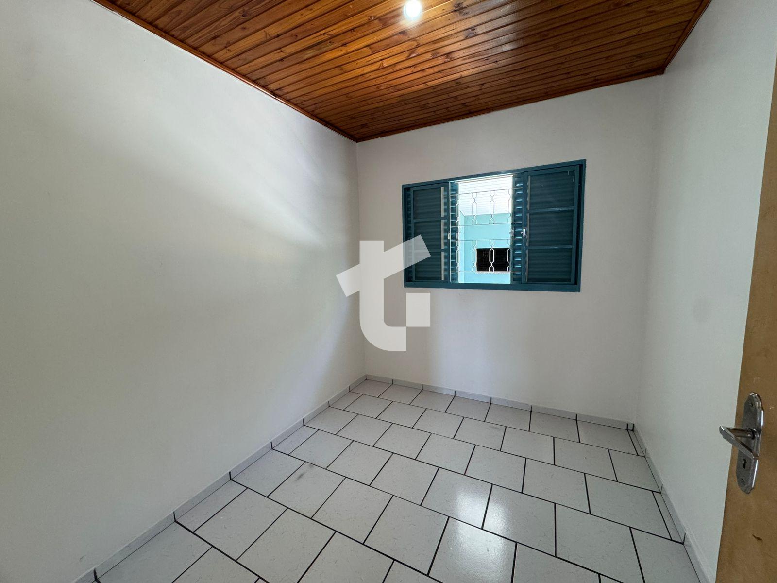 CASA TRREA VENDA, COM 3 DORMITRIOS NO BAIRRO SO VICENTE, PATO BRANCO - PR