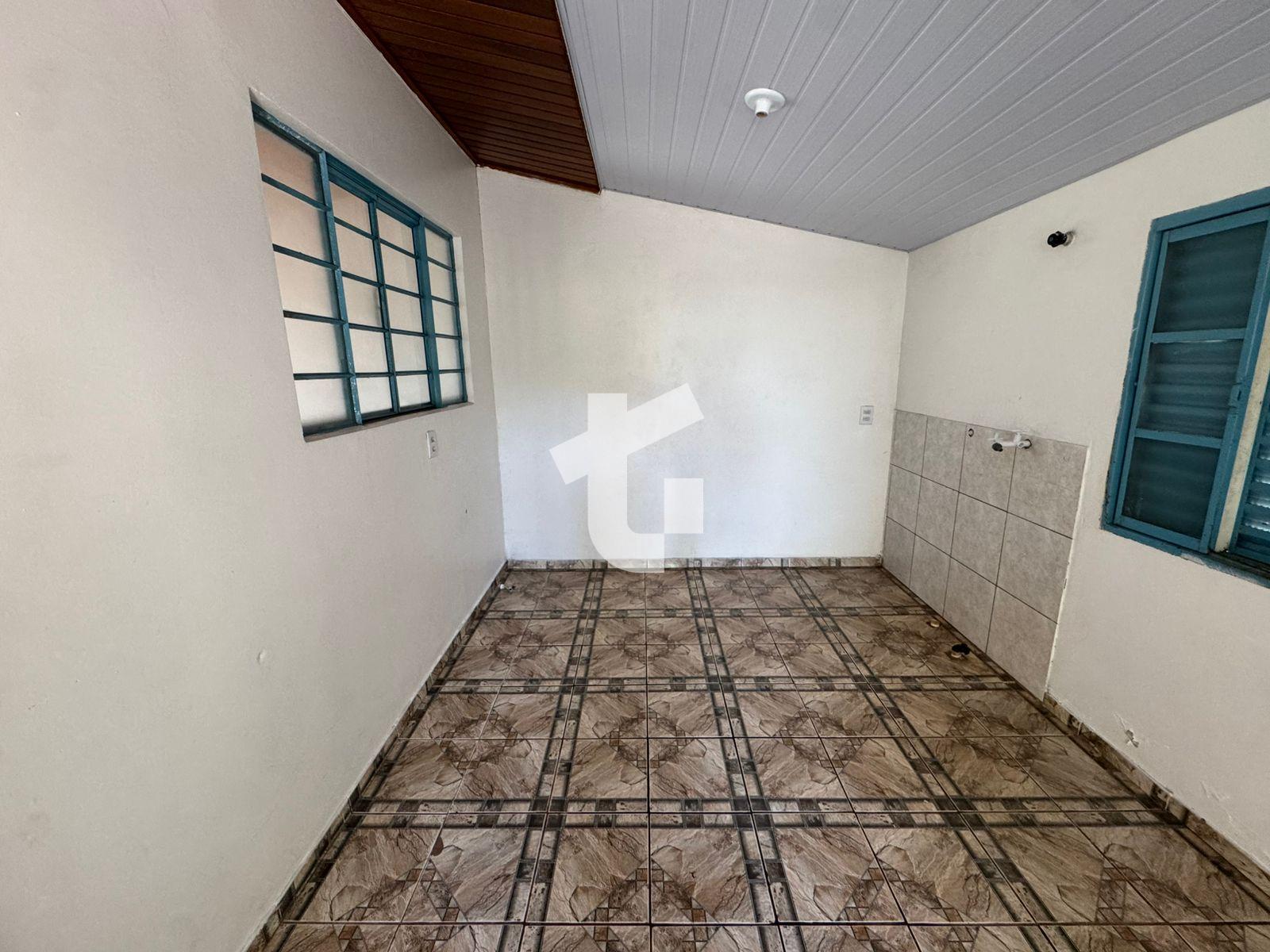 CASA TRREA VENDA, COM 3 DORMITRIOS NO BAIRRO SO VICENTE, PATO BRANCO - PR