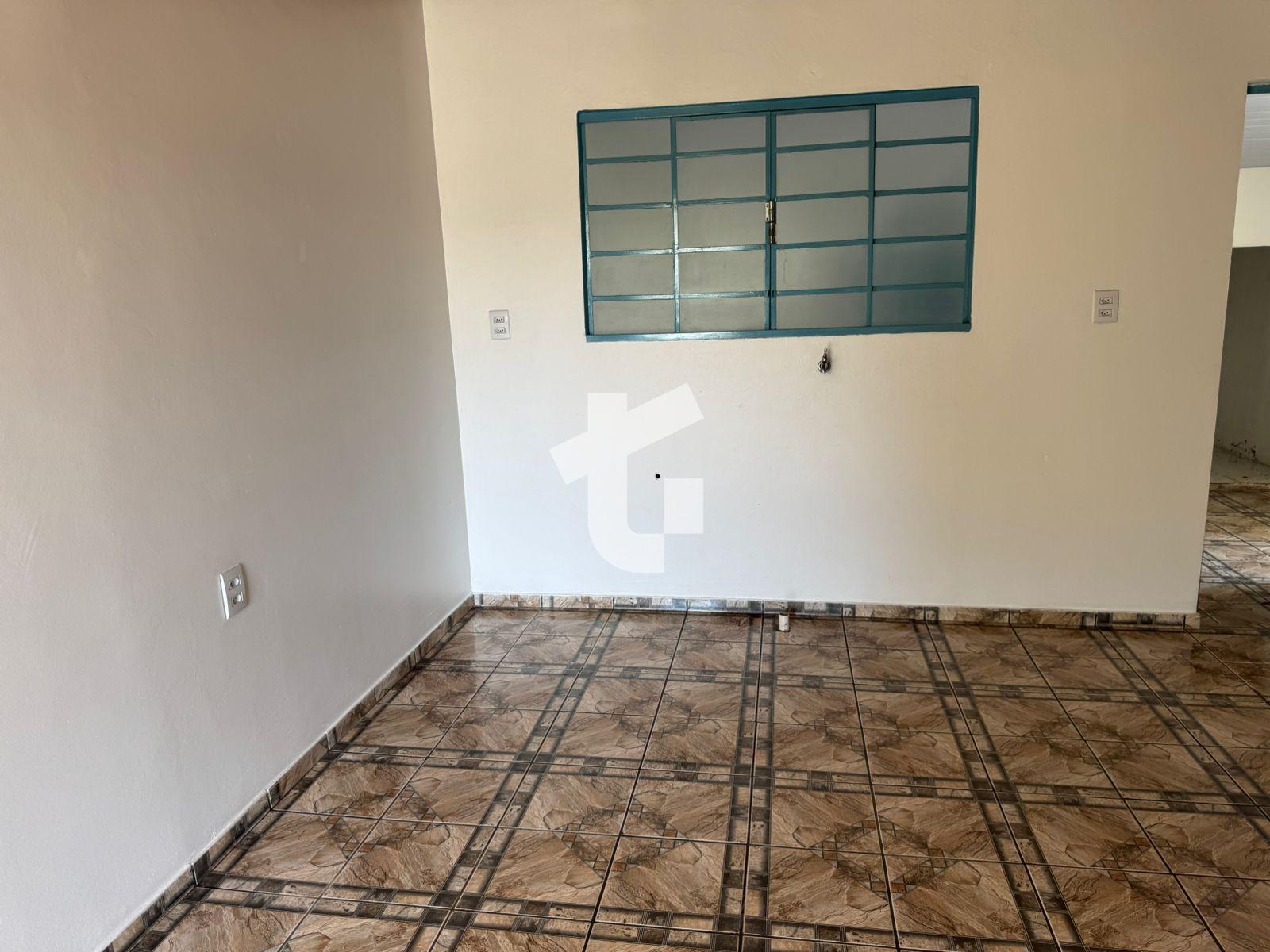 CASA TRREA VENDA, COM 3 DORMITRIOS NO BAIRRO SO VICENTE, PATO BRANCO - PR