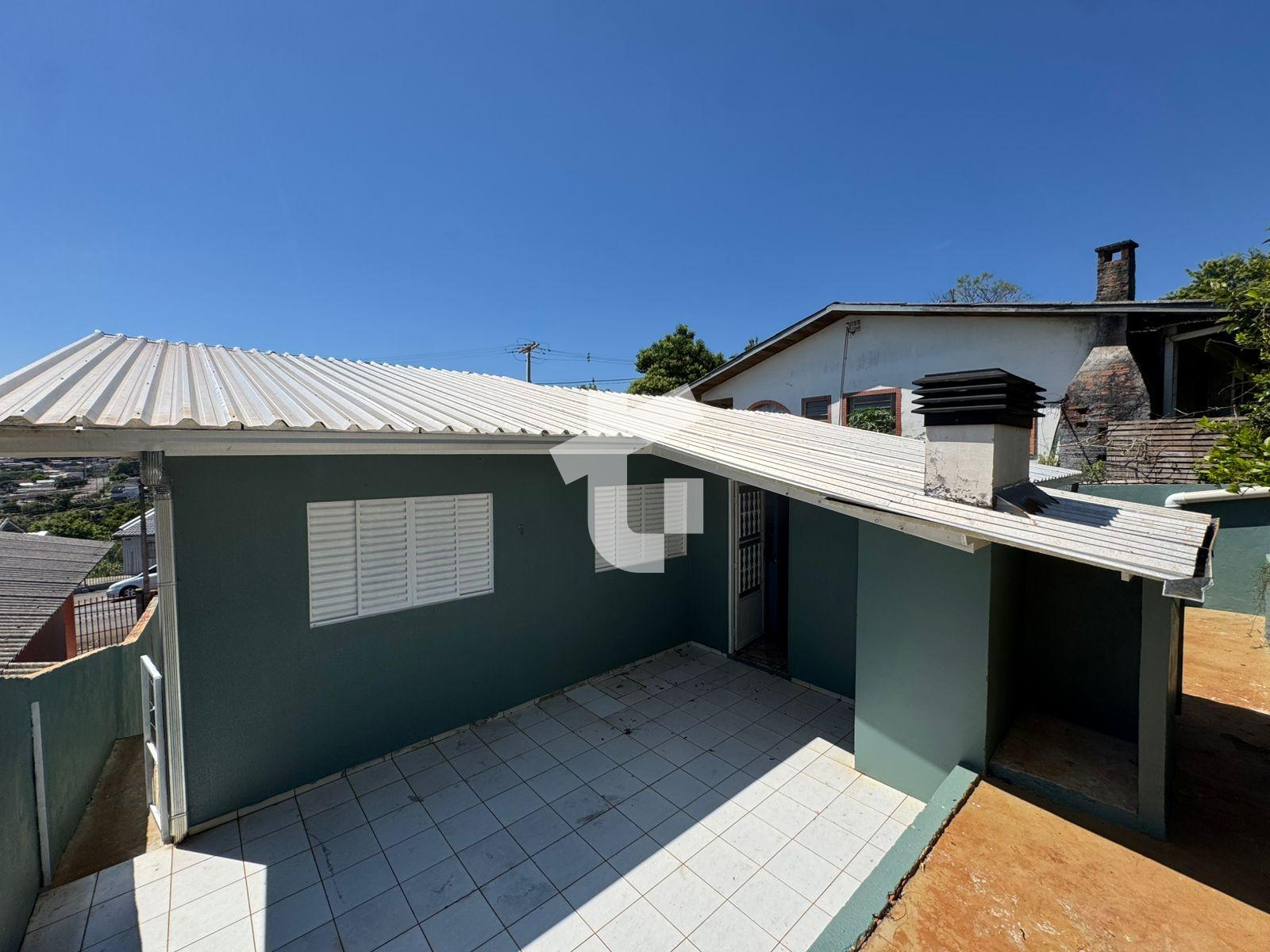 CASA TRREA VENDA, COM 3 DORMITRIOS NO BAIRRO SO VICENTE, PATO BRANCO - PR