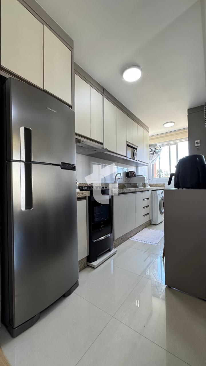 APARTAMENTO SEMIMOBILIADO VENDA NO MONTE EFRAIM, CENTRO, PATO BRANCO-PR.