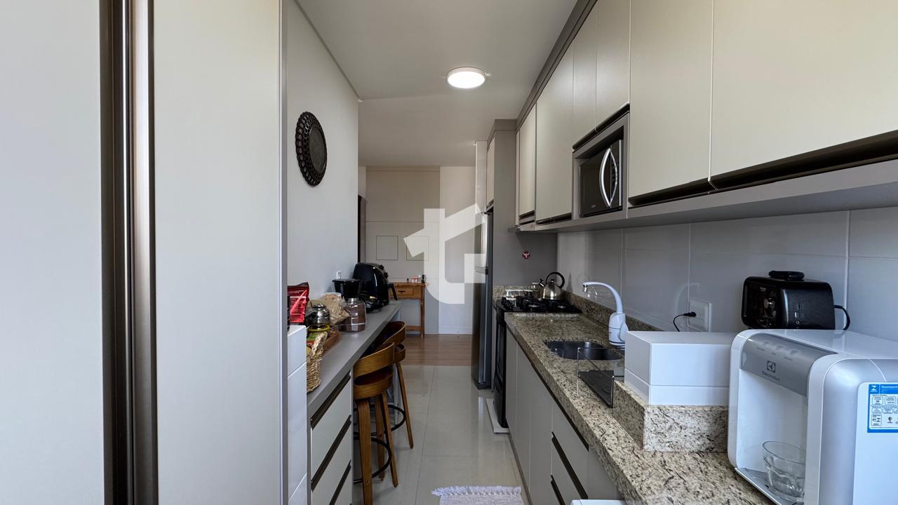 APARTAMENTO SEMIMOBILIADO VENDA NO MONTE EFRAIM, CENTRO, PATO BRANCO-PR.