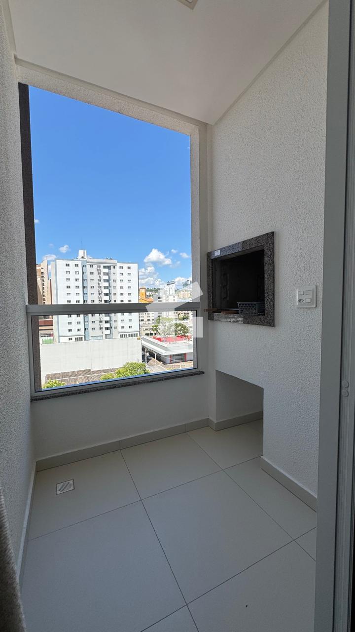 APARTAMENTO SEMIMOBILIADO VENDA NO MONTE EFRAIM, CENTRO, PATO BRANCO-PR.