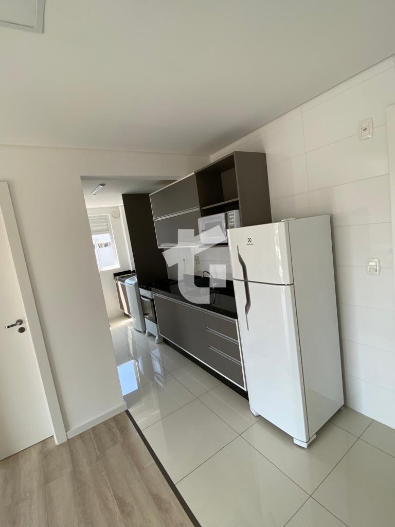 APARTAMENTO SEMIMOBILIADO À VENDA NO ED. COLIBRI 01 QUARTO - P...