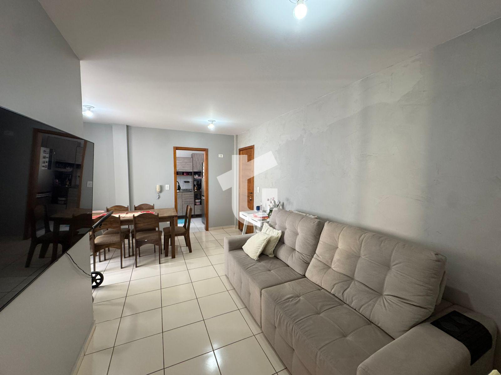 APARTAMENTO À VENDA NO ED. VILLAGE 4 ESTAÇÕES - SANTA TEREZINH...